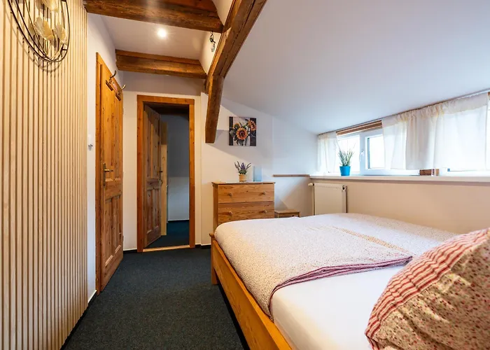 Na Vysinkach, Jetrichovice, Ceske Svycarsko Gasthof 3*